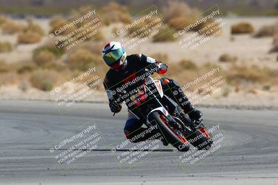 media/Mar-13-2022-SoCal Trackdays (Sun) [[112cf61d7e]]/Turn 4 (145pm)/